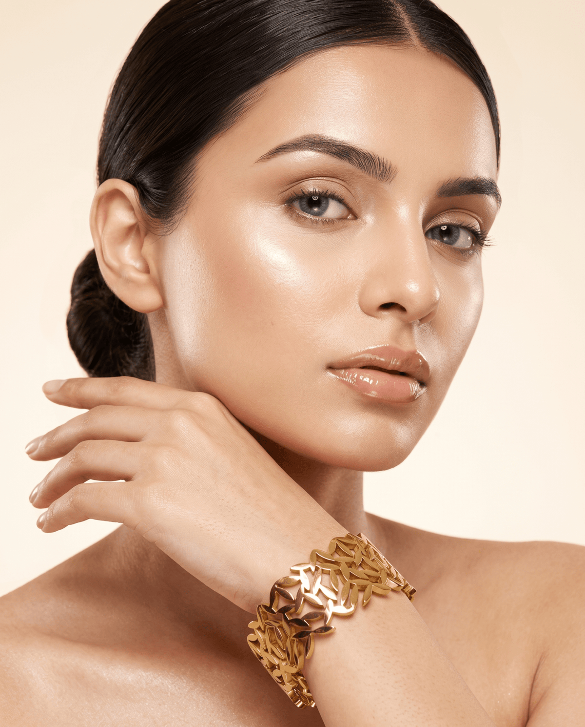 Woven Leaf Lattice Bangle Bracelet - Maxiblink